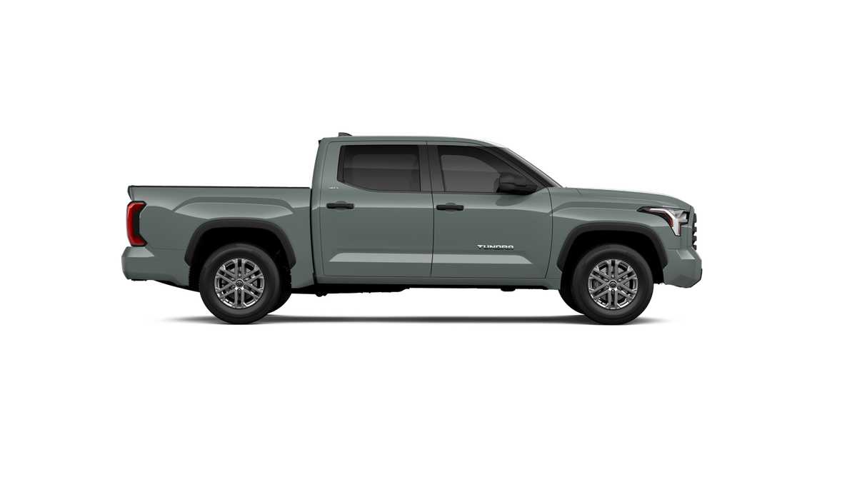 Thumbnail: 2025 Toyota Tundra - 12