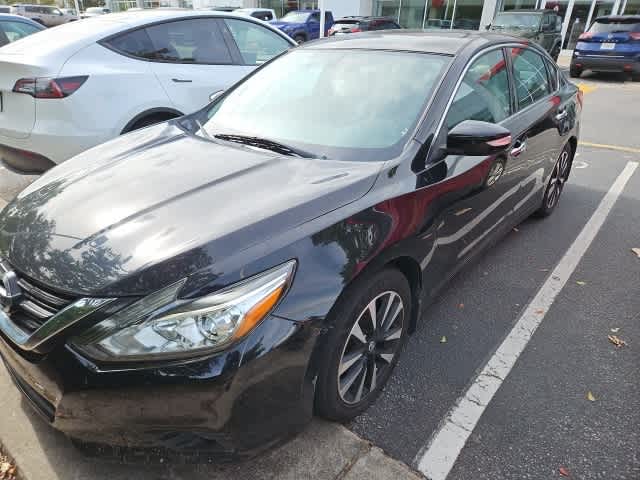 Thumbnail: 2018 Nissan Altima - 3