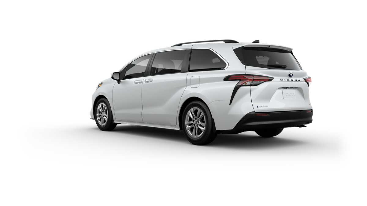 Thumbnail: 2025 Toyota Sienna - 6