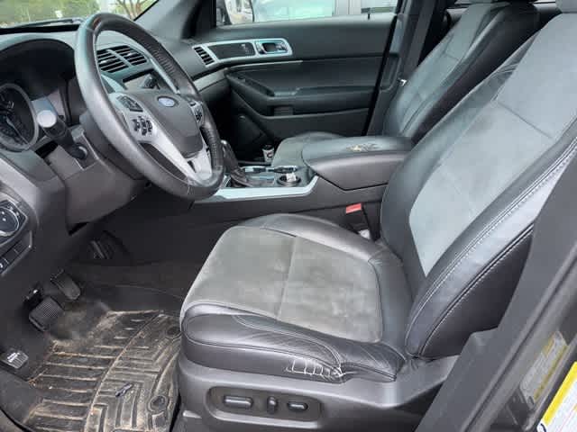 Thumbnail: 2015 Ford Explorer - 6