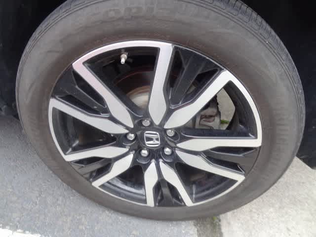 Thumbnail: 2019 Honda Pilot - 24