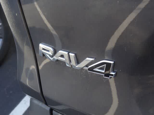 Thumbnail: 2025 Toyota RAV4 - 12