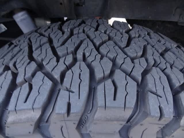 Thumbnail: 2012 Toyota Tundra - 21