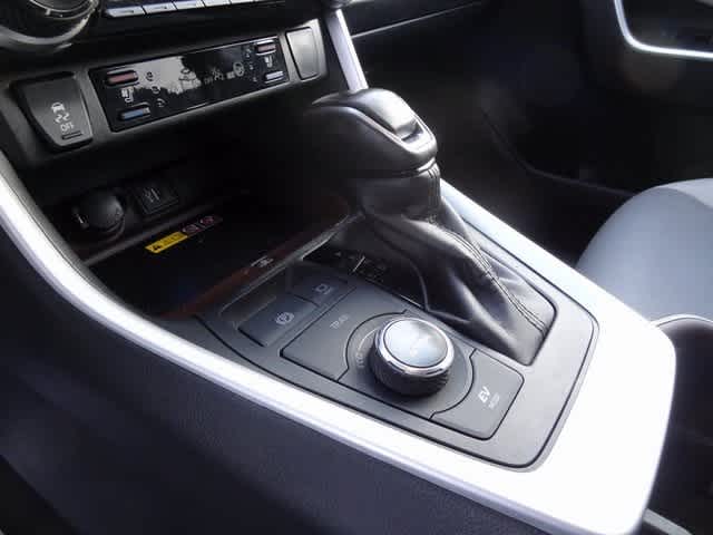 Thumbnail: 2025 Toyota RAV4 - 10