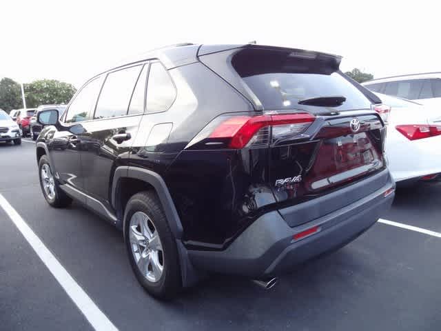 Thumbnail: 2019 Toyota RAV4 - 6