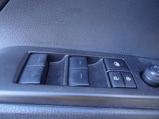 Thumbnail: 2024 Toyota Camry - 6