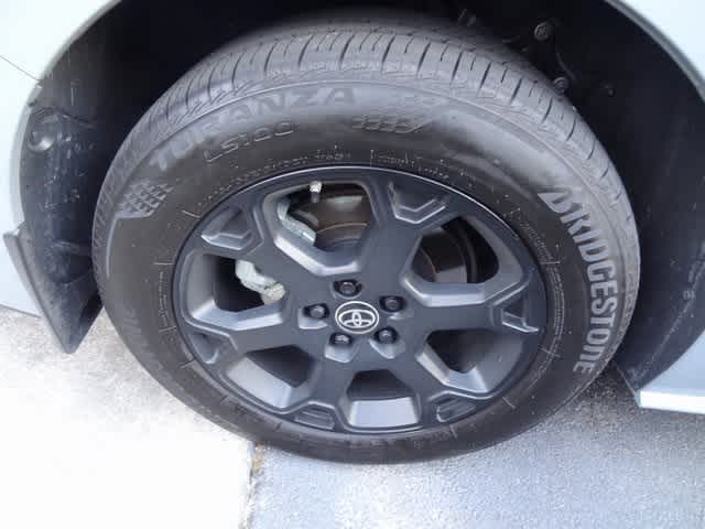 Thumbnail: 2025 Toyota Sienna - 16