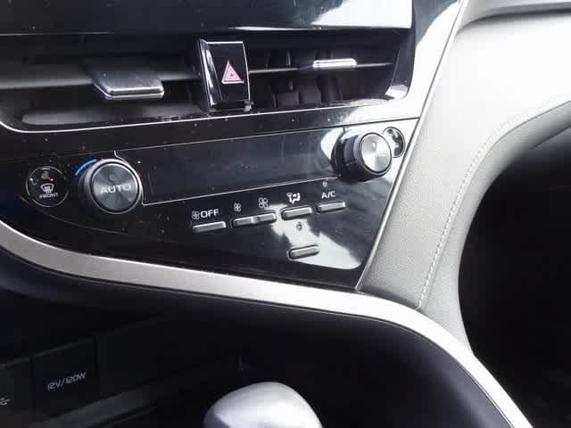 Thumbnail: 2023 Toyota Camry - 15