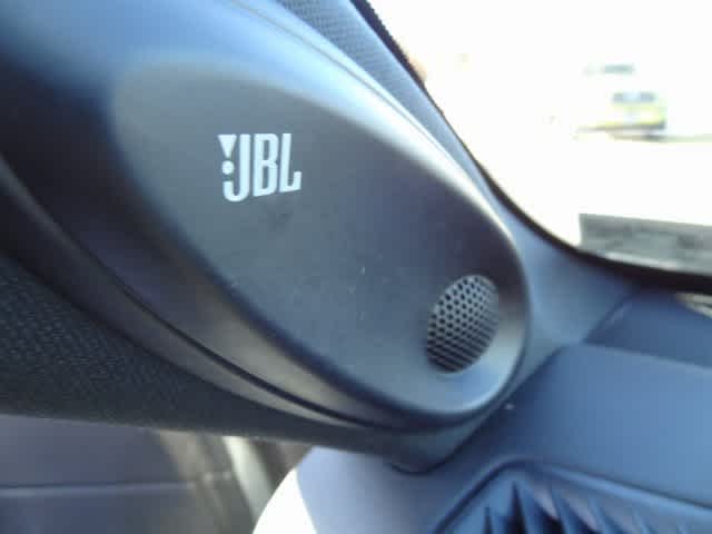 Thumbnail: 2023 Toyota Highlander - 19