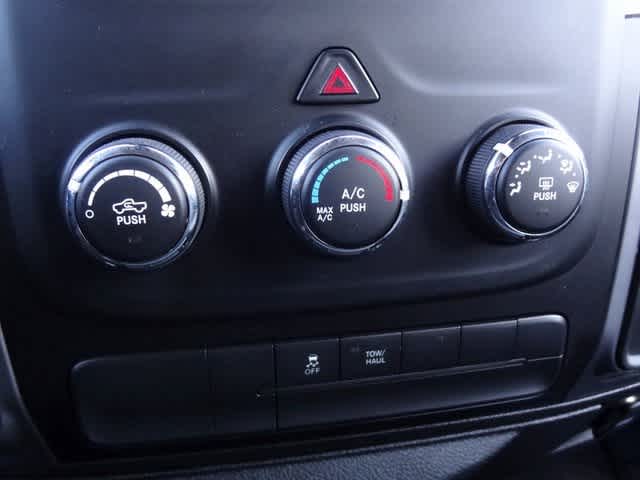 Thumbnail: 2022 RAM 1500 Classic - 26