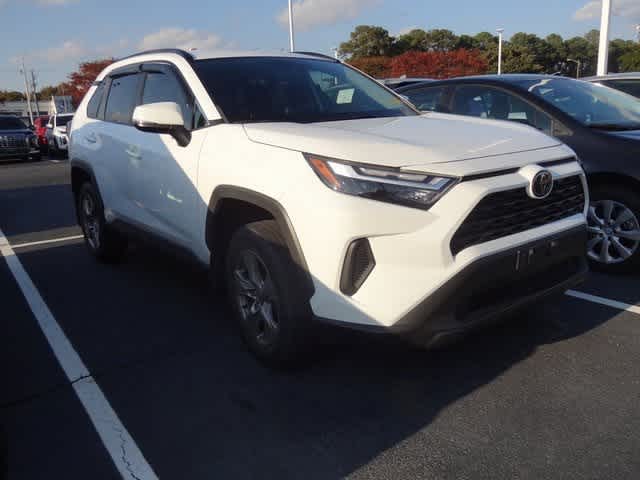 Thumbnail: 2022 Toyota RAV4 - 3