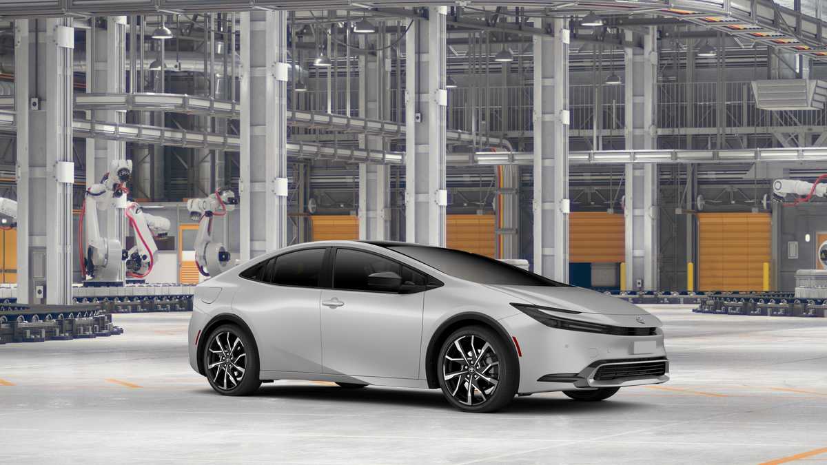 Thumbnail: 2026 Toyota Prius - 14