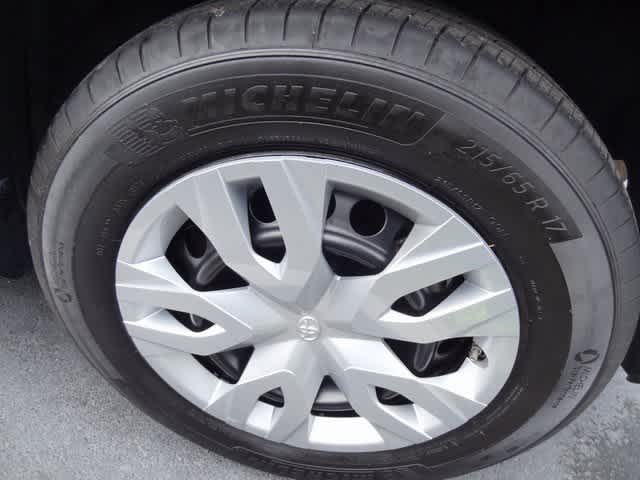 Thumbnail: 2023 Toyota Corolla Cross - 13