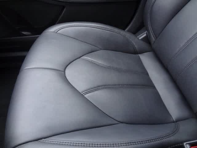 Thumbnail: 2022 Toyota Avalon - 18