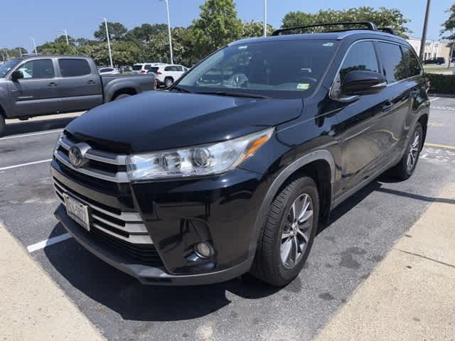 Thumbnail: 2019 Toyota Highlander - 1