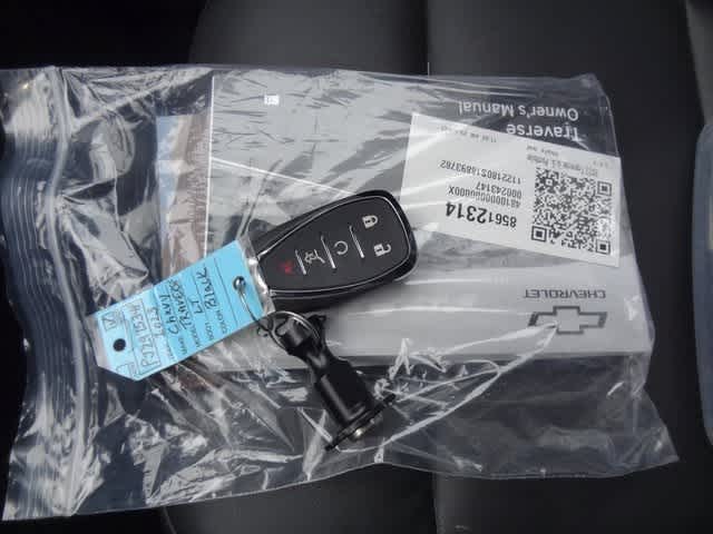 Thumbnail: 2023 Chevrolet Traverse - 37