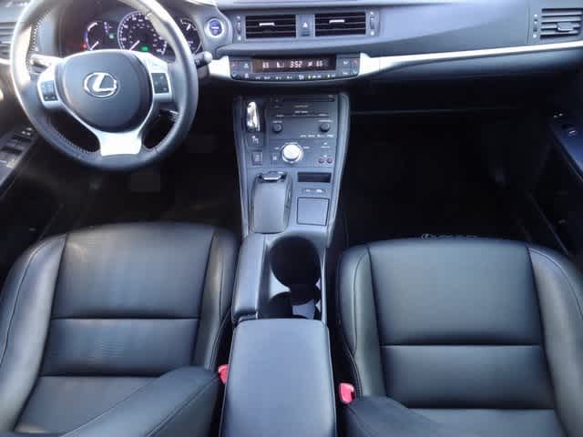 Thumbnail: 2013 Lexus CT - 16