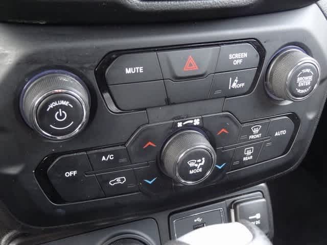 Thumbnail: 2023 Jeep Renegade - 15