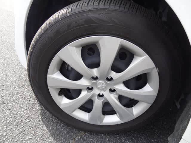 Thumbnail: 2025 Toyota Corolla - 31