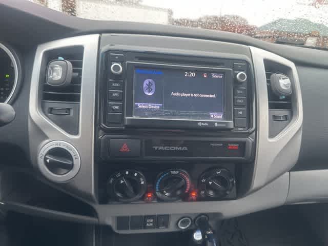 Thumbnail: 2015 Toyota Tacoma - 3