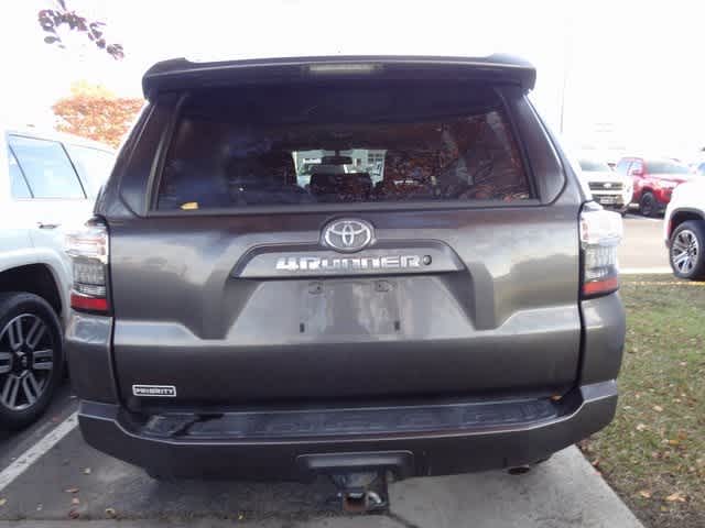 Thumbnail: 2017 Toyota 4Runner - 6