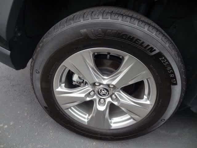 Thumbnail: 2024 Toyota RAV4 - 25