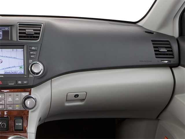 Thumbnail: 2013 Toyota Highlander - 11