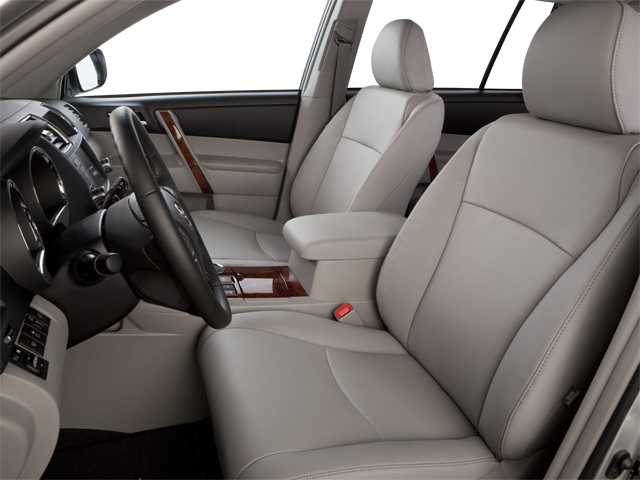 Thumbnail: 2013 Toyota Highlander - 6