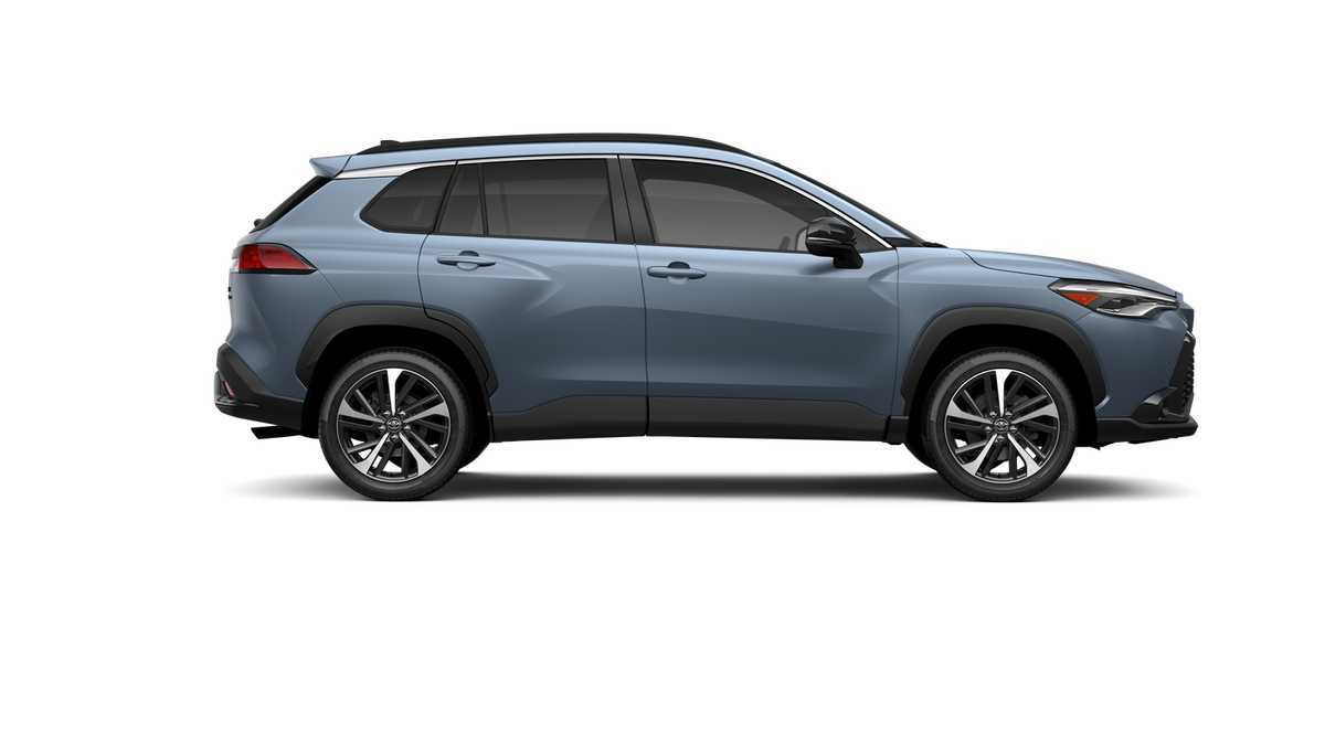 Thumbnail: 2025 Toyota Corolla Cross - 12