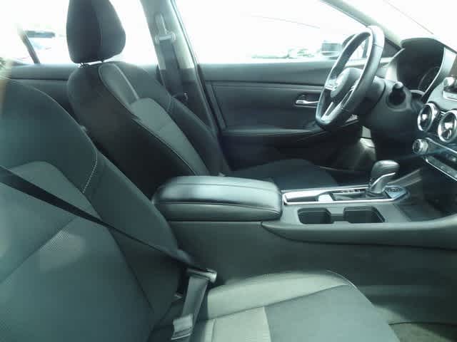 2022 Nissan Sentra SV 8