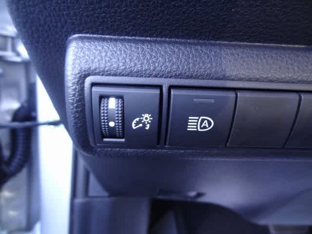 Thumbnail: 2025 Toyota Corolla - 10