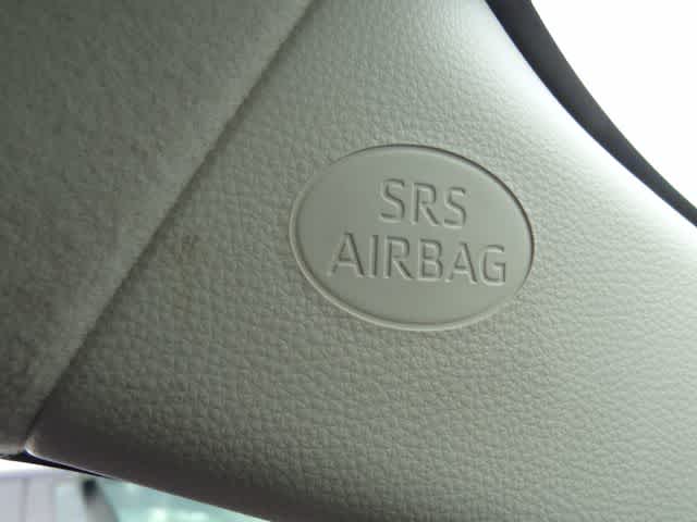 Thumbnail: 2023 Toyota Corolla - 18