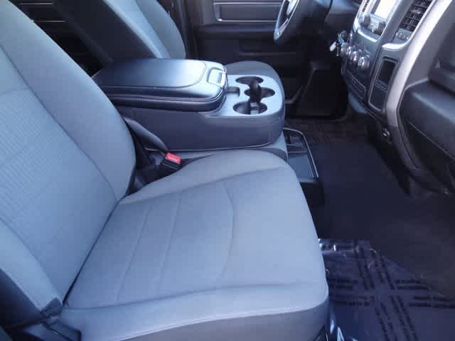 Thumbnail: 2022 RAM 1500 Classic - 12