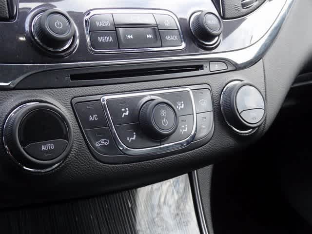 Thumbnail: 2016 Chevrolet Impala - 20