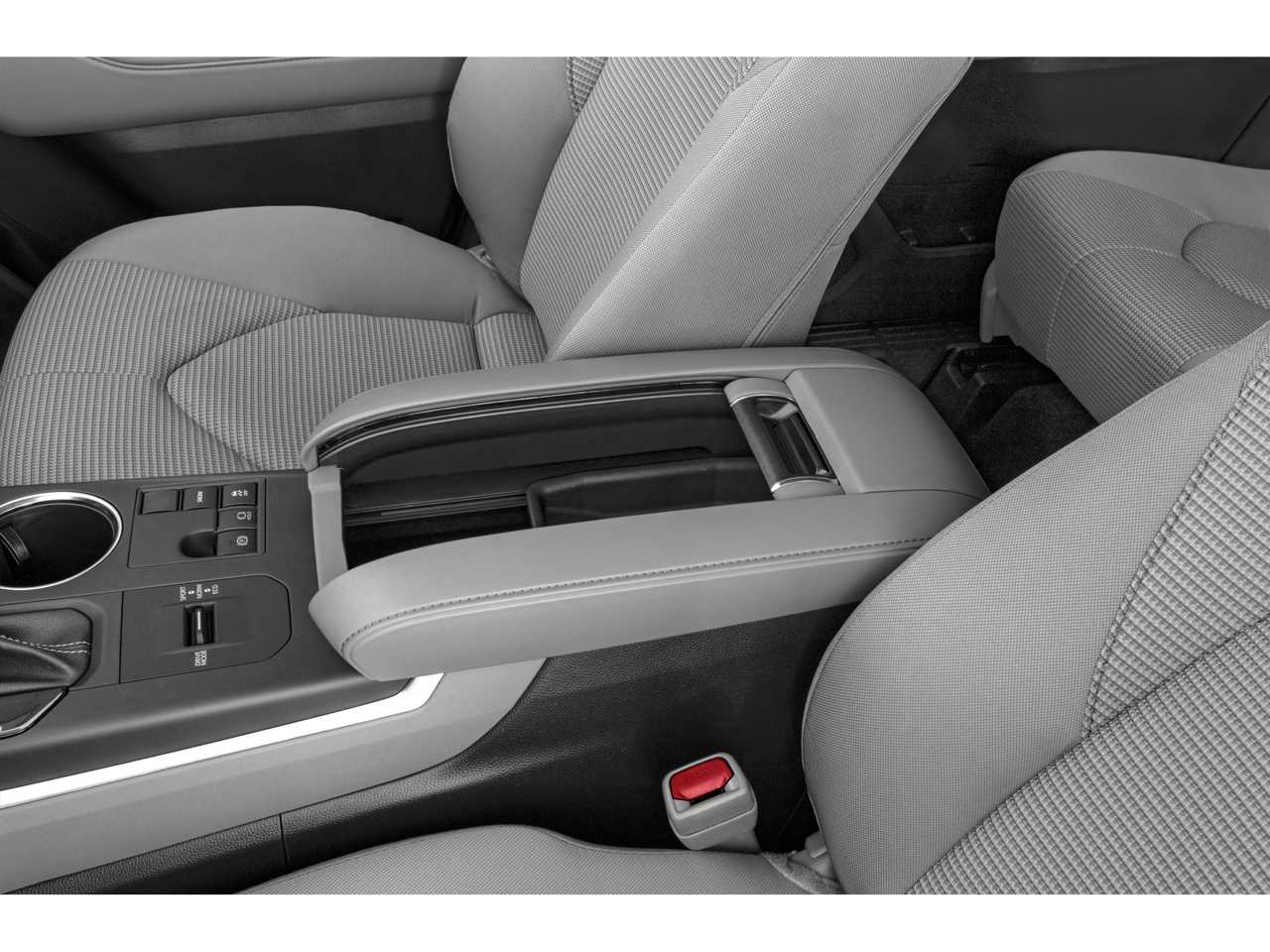 Thumbnail: 2023 Toyota Highlander - 10