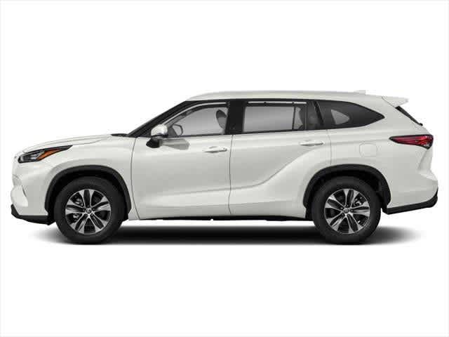 Thumbnail: 2021 Toyota Highlander - 3