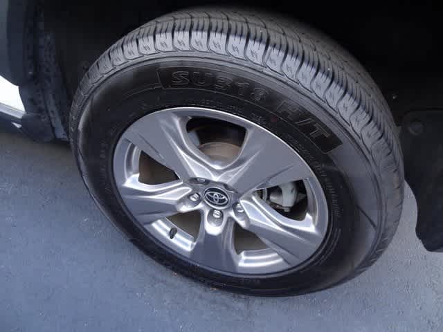 Thumbnail: 2023 Toyota RAV4 - 12