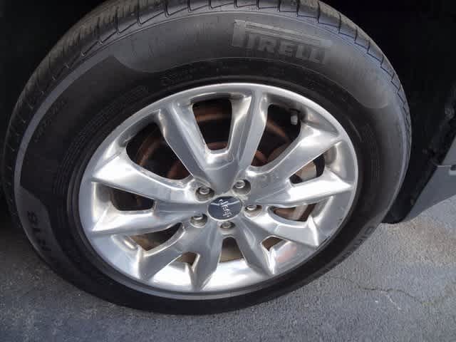 Thumbnail: 2014 Jeep Cherokee - 24