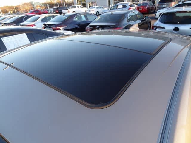 Thumbnail: 2022 Chevrolet Malibu - 15