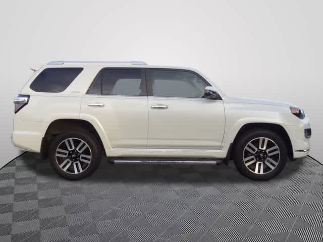 Thumbnail: 2022 Toyota 4Runner - 4