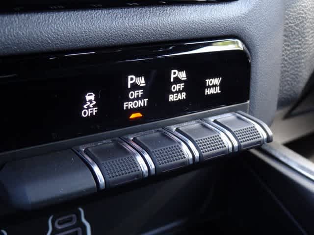 Thumbnail: 2025 RAM 1500 - 31