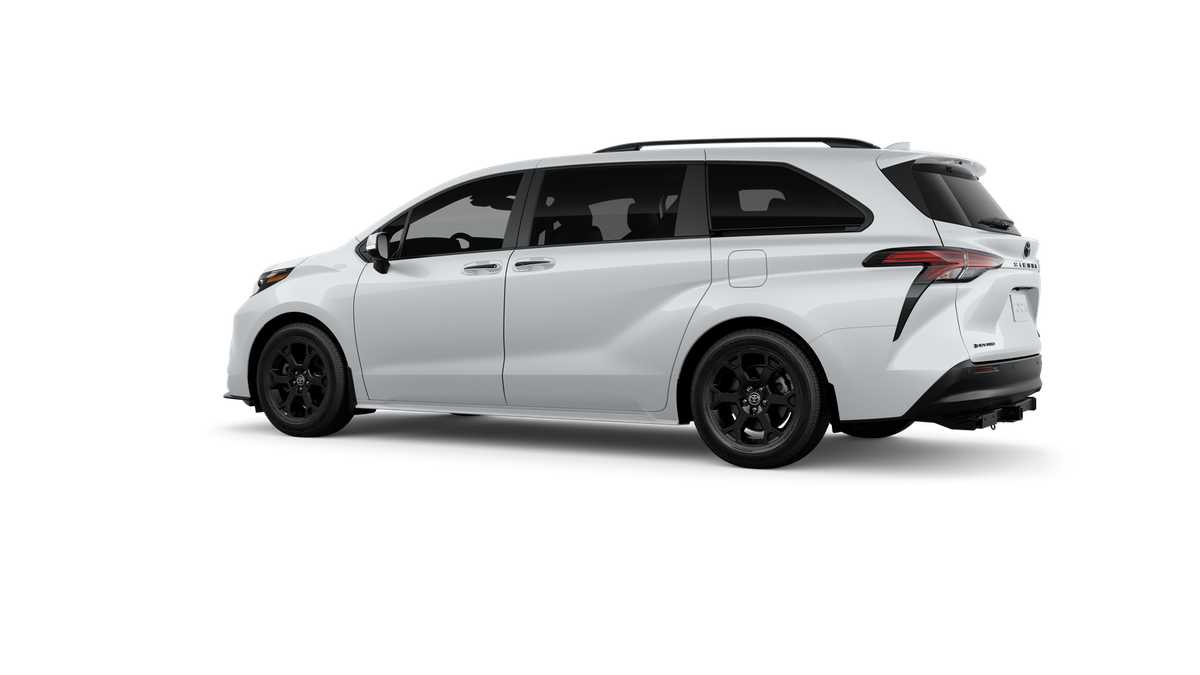 Thumbnail: 2026 Toyota Sienna - 5