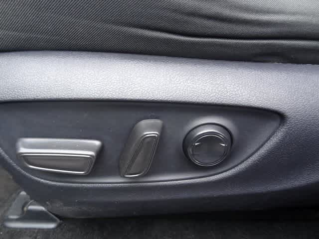 Thumbnail: 2024 Toyota RAV4 - 10