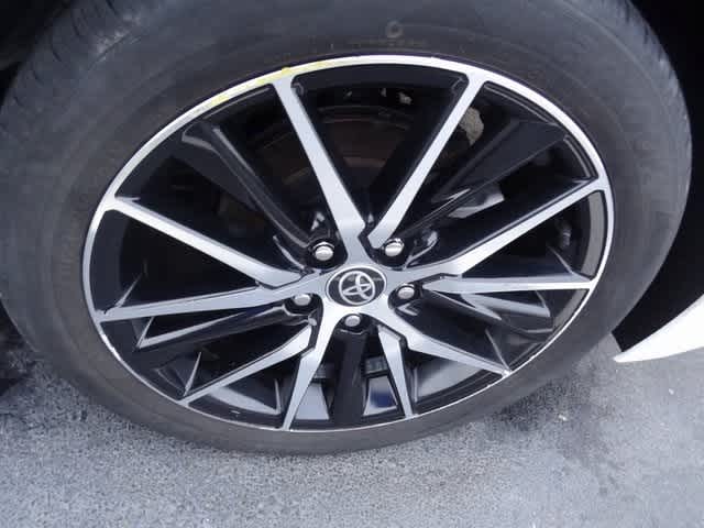 Thumbnail: 2023 Toyota Camry - 22