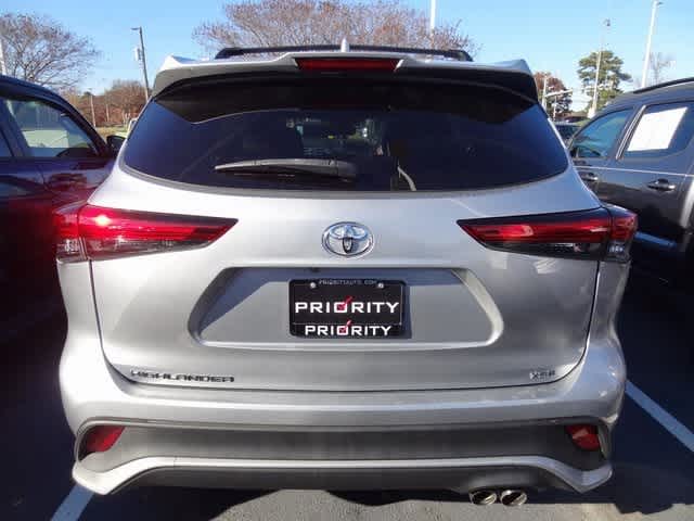 Thumbnail: 2023 Toyota Highlander - 5