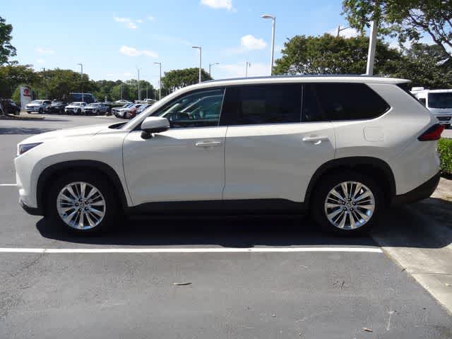 Thumbnail: 2024 Toyota Grand Highlander - 4