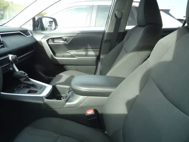 Thumbnail: 2025 Toyota RAV4 - 9