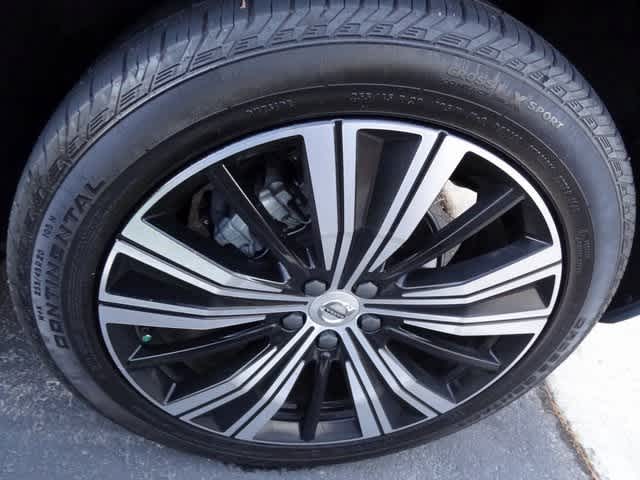 Thumbnail: 2022 Volvo XC60 - 14