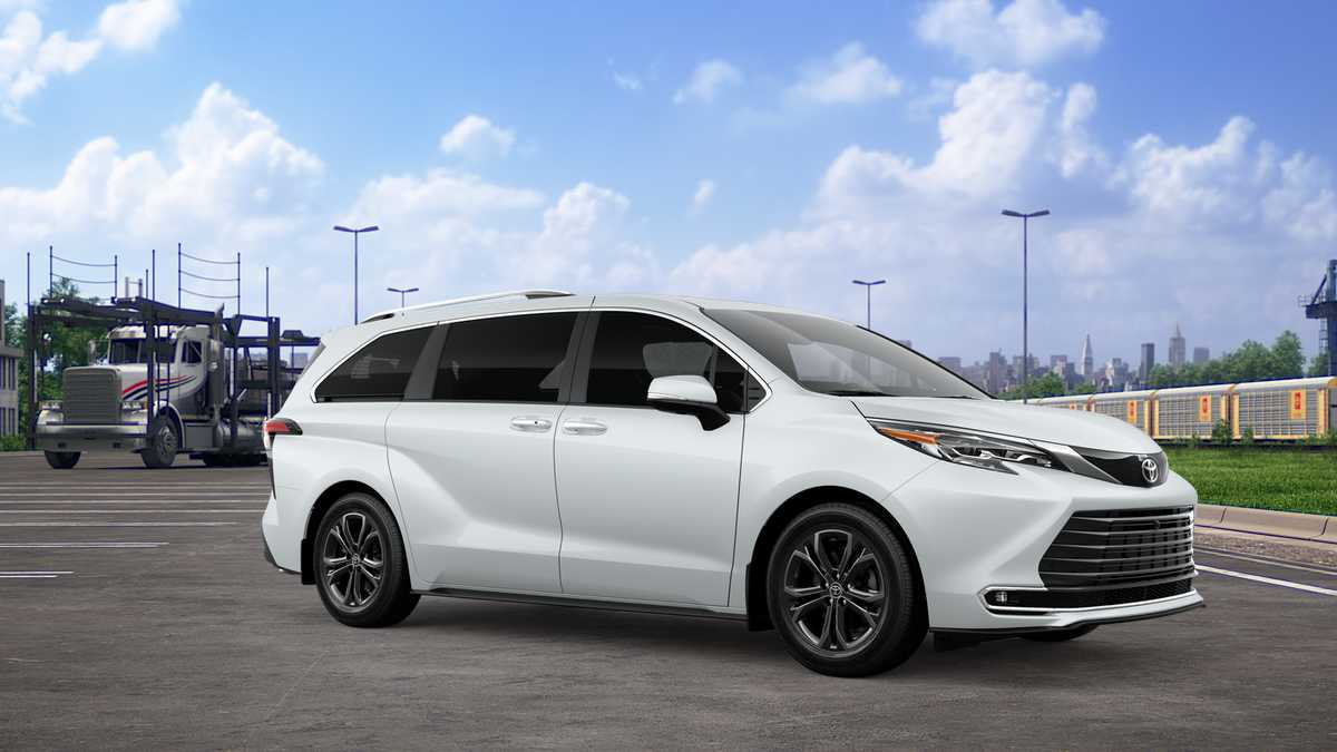 Thumbnail: 2026 Toyota Sienna - 14