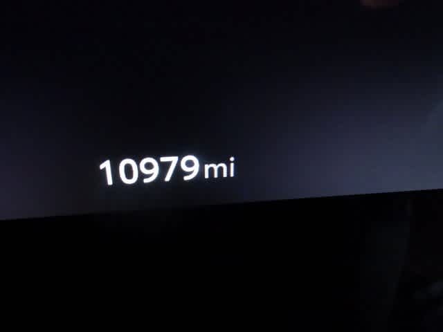 Thumbnail: 2025 Toyota Camry - 11